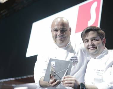 Angel León (Aponiente) recebeu por parte da organização o prémio de "Cozinheiro do Ano da Europa". FOTO: DR