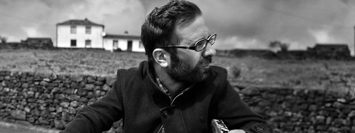 Tiago Pereira: "E quando trabalho sobre a gastronomia vejo de fora a música e quando trabalho sobre a música vejo de fora a gastronomia e isso torna o meu trabalho em ambas bastante mais rico". Foto: Pepe Brix