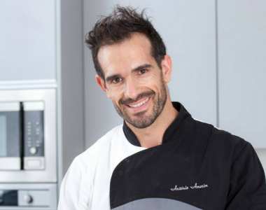 Natural de Baião, António Amorim começou a sua formação de cozinha na Força Aérea, onde durante dez anos foi paraquedista. “A cozinha sempre foi a minha paixão deste miúdo”. Foto: DR