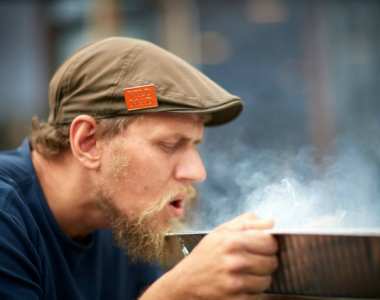 Também em Copenhaga, a dia 27 de agosto decorre o VILD MAD Festival, no Naturpark Amager. A iniciativa MAD que começou, em 2011 pelas mãos do chefe René Redzepi, lança agora o VILD MAD, que significa “comida selvagem” e pretende conectar as pessoas à natureza. Foto: DR