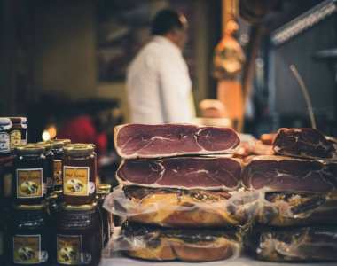 Nasceu em 1981, onde na altura trouxe a Santarém os melhores restaurantes e especialidades regionais. Com o objetivo de preservar o património gastronómico de Portugal, o Festival Nacional de Santarém junta profissionais e entusiastas da área durante dez dias, de 19 a 29 de outubro. Este ano o mote de partida é o Pão de cada dia onde se abrange a tradição e inovação na cozinha. Foto: DR
