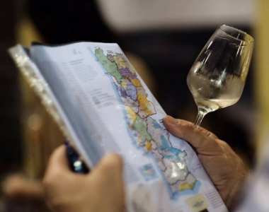 |Le Grand Tasting 2017| O museu Louvre, em Paris, será palco deste evento onde decorrerão masterclasses e ateliers gourmet, uma oportunidade para descobrir produtores e degustar vinhos sob a orientação de especialistas. O programa completo será divulgado em breve no site https://www.grandtasting.com Foto: DR