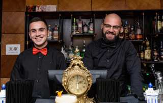 João Rodrigues (à direita) faz dupla com Bruno Guerreiro, no Bow Tie. Foto: H.Glória Fotografia