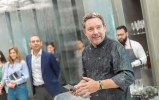 Atualmente, Albert detém com o irmão, Ferran Adrià, o projeto gastronómico elBarri, que não é mais do que um autêntico bairro de seis restaurantes em Barcelona. Foto: DR